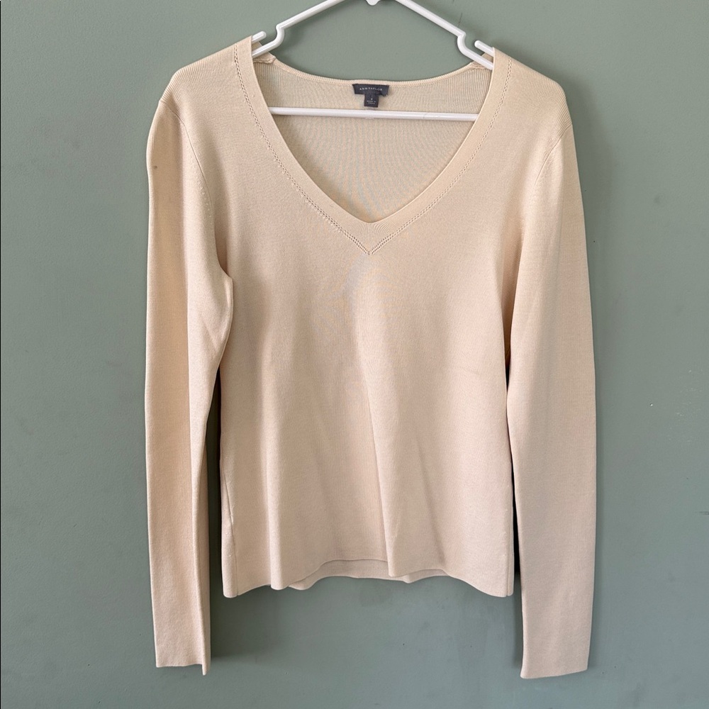 Ann Taylor‎ Cream Knit Top silk blend top Sz M